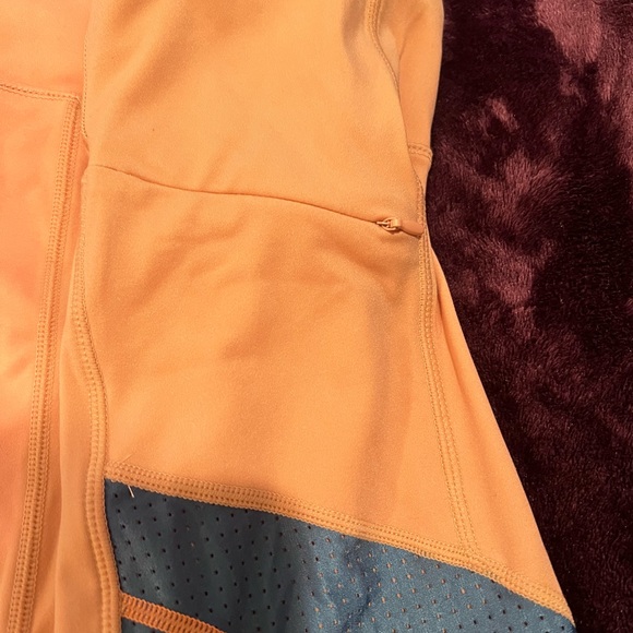 Fabletics motion 365 Women’s shorts size XL. - Picture 6 of 6